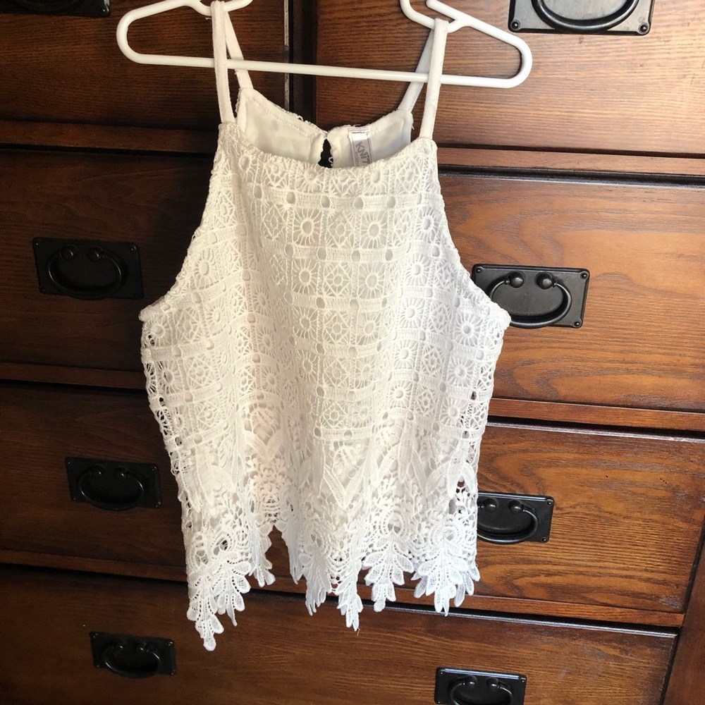 ❗️5 for $25❗️🍭 Girls knit white top